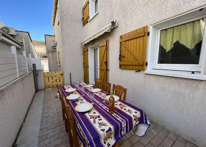 Maison De Climatisee Avec Terrasse, Parking Prive, Proche Et Commerces - Fr-1-387-190